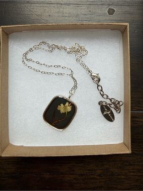 Shari Dixon Pressed Flower Necklace January Carnation Silver Tone